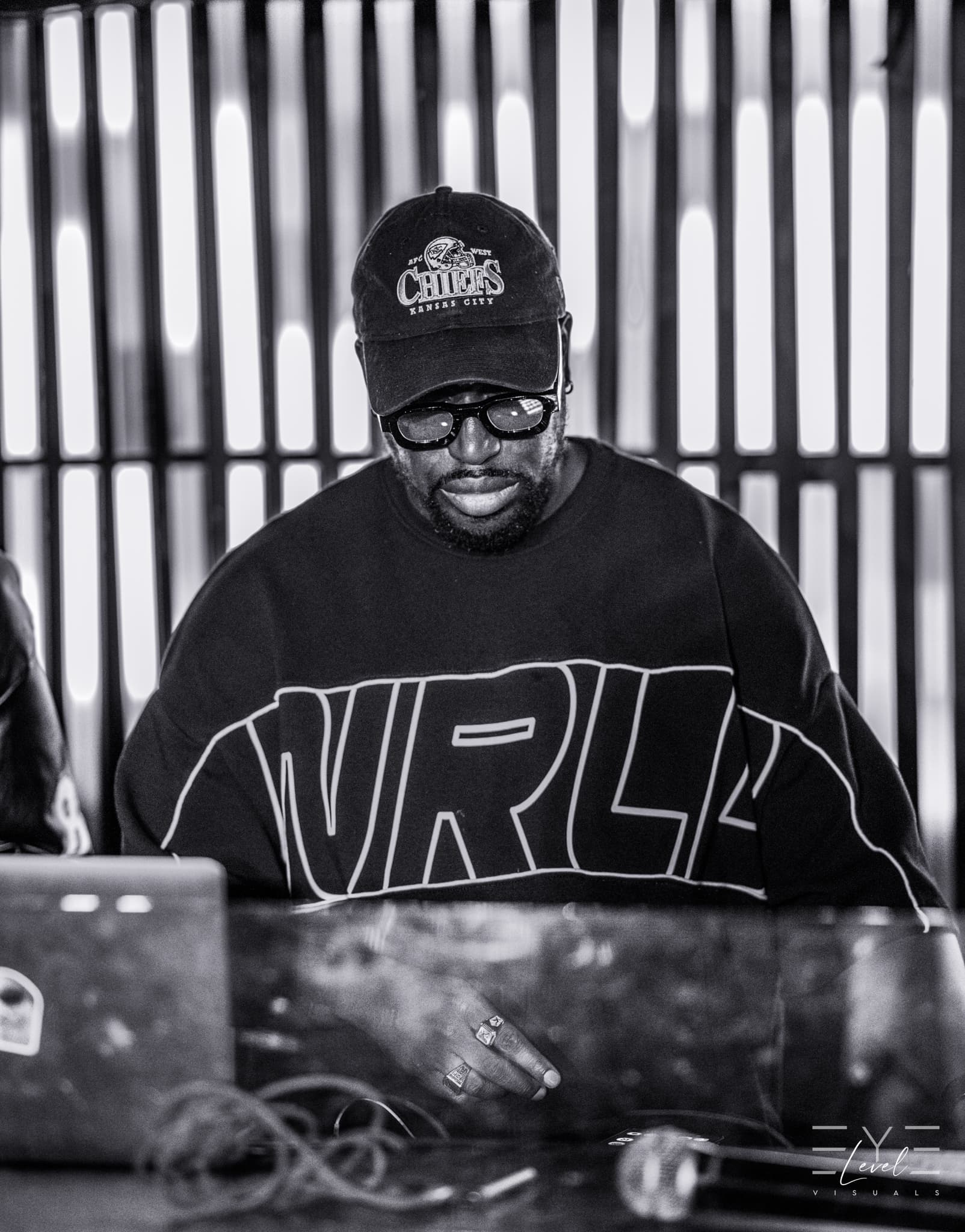 Sly'D editorial close-up