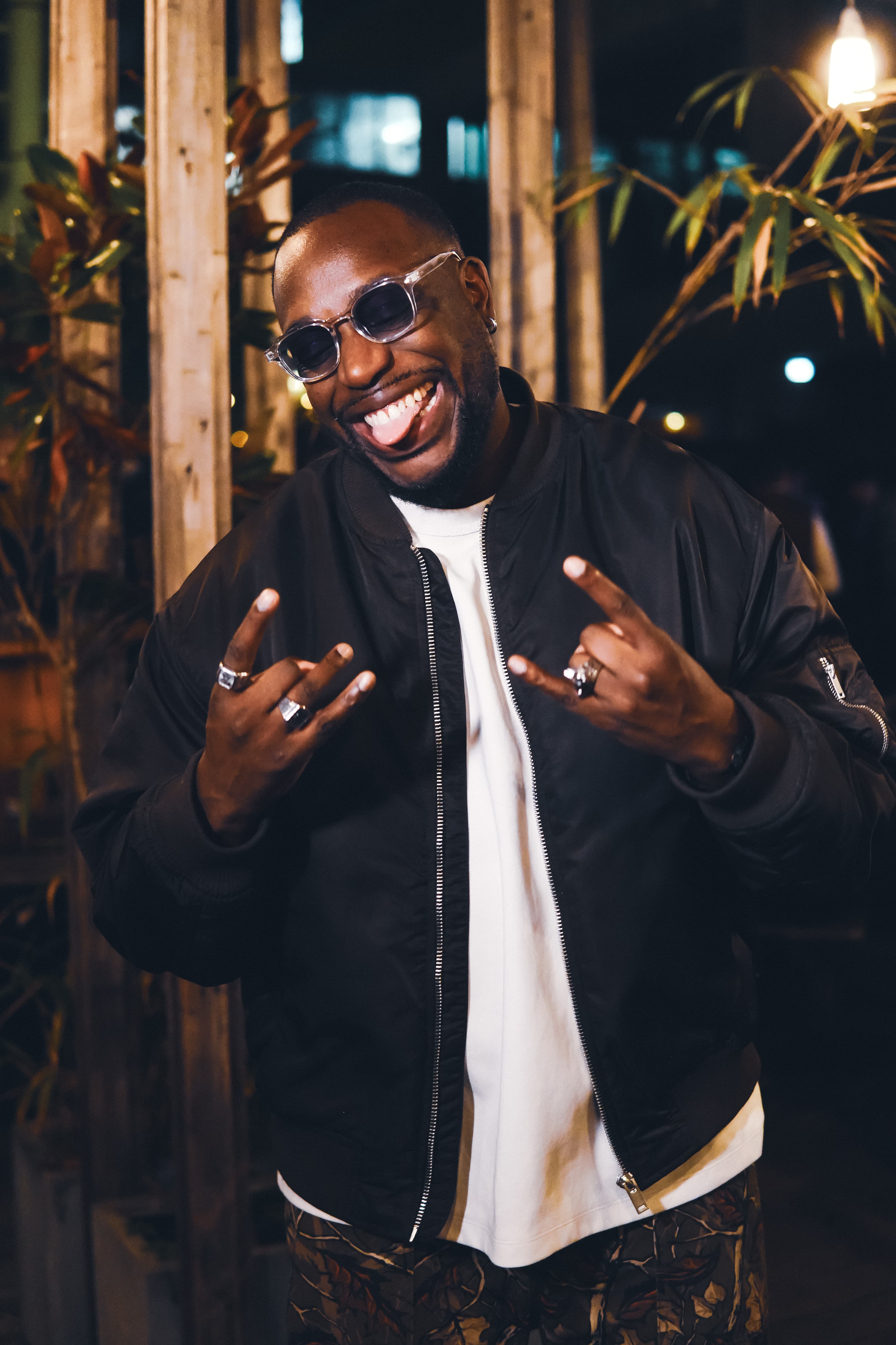 Premium artist cover